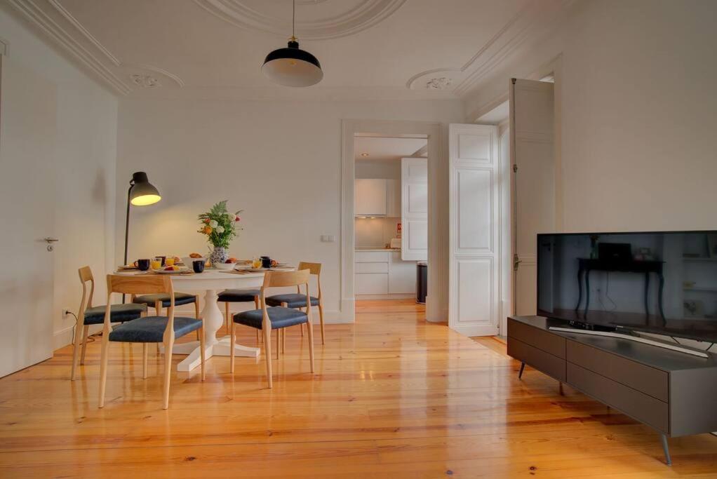 Tracey & Neill'S Place In Principe Real ลิสบอน ภายนอก รูปภาพ